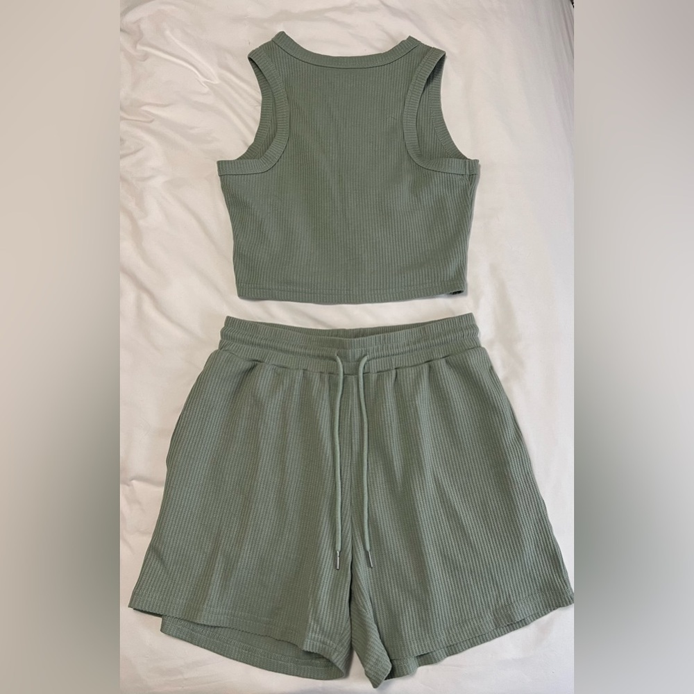 Size small matching set
